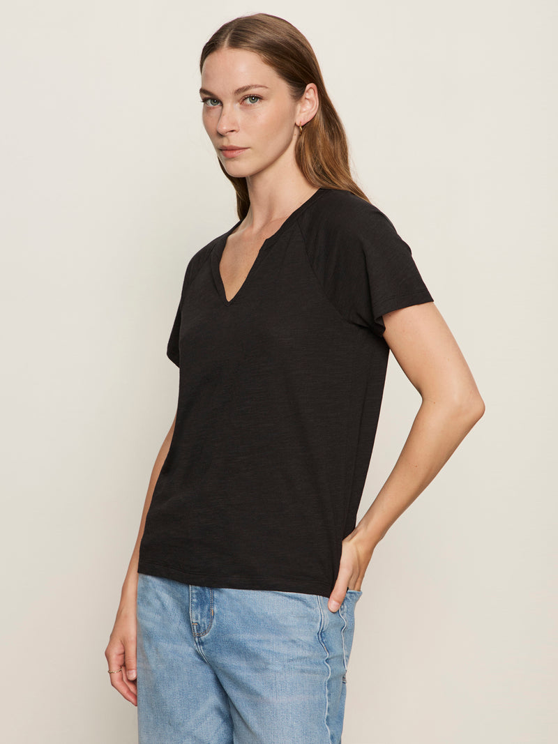 Notch Neck Tee Black alt 2