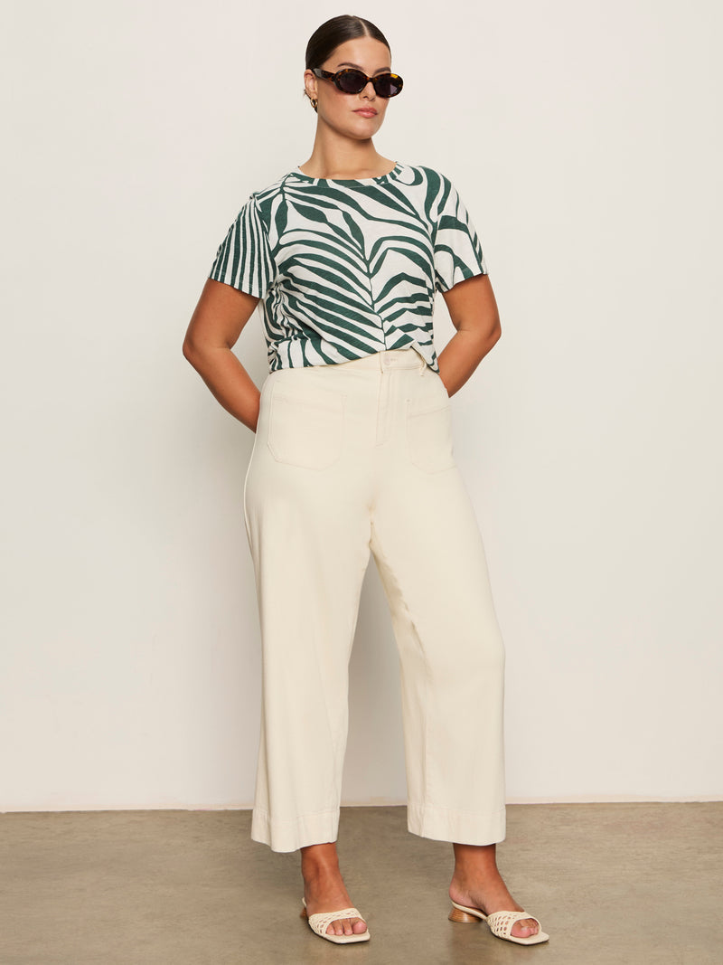 The Perfect Tee Green Oasis Extended Sizing alt 4