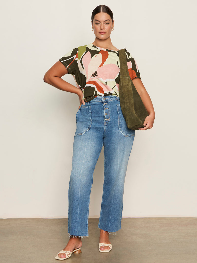 The Perfect Tee Reef Vibes Extended Sizing alt 4