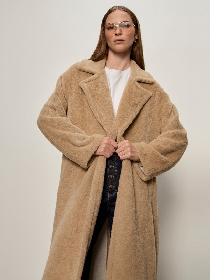 Live In Fur Coat Warm Camel alt 4