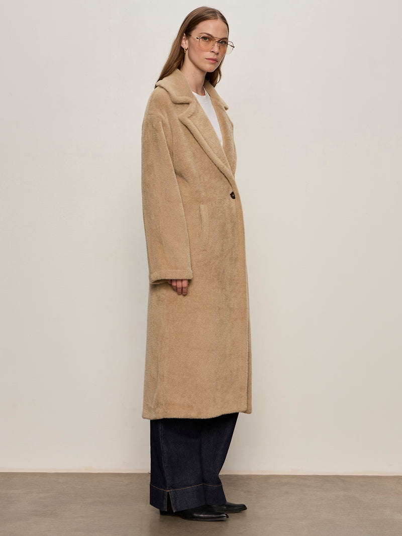 Live In Fur Coat Warm Camel alt 2