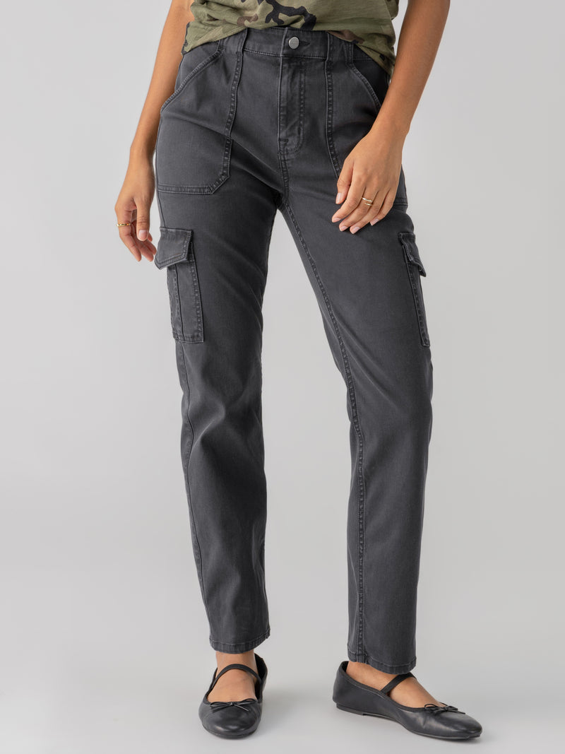 Sculpted Hayden Cargo Standard Rise Pant Black