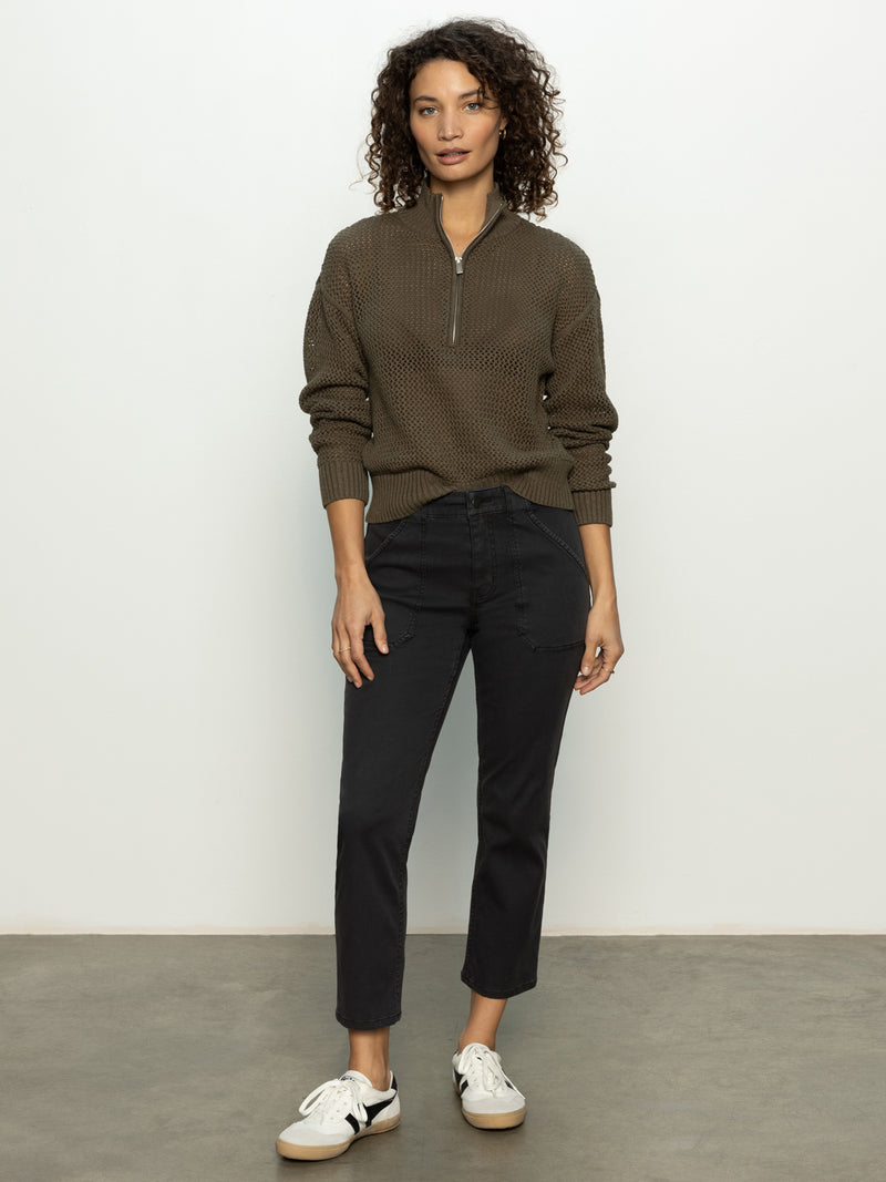 Sculpted Hayden Standard Rise Straight Crop Pant Black alt 4