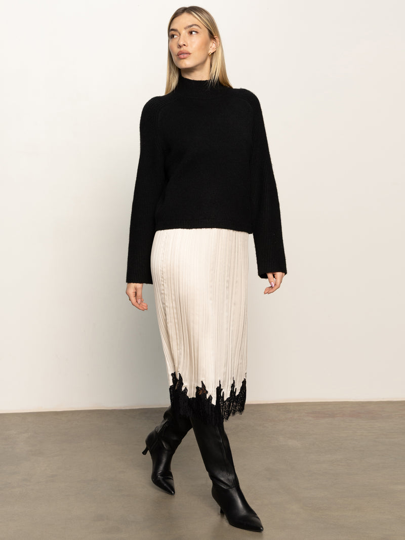 Evermore Pleated Midi Skirt Light Oat alt 4