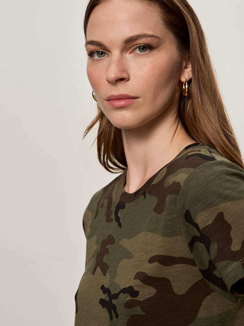 The Perfect Tee Hiker Camo