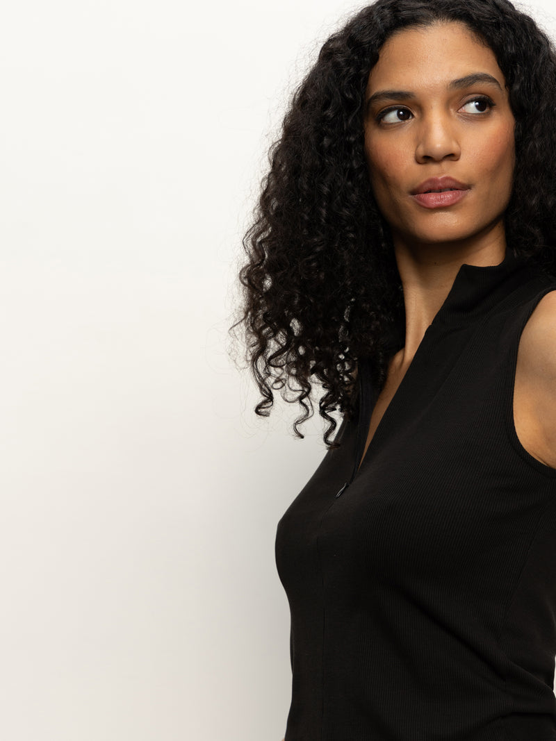 Sleeveless Zip Mock Top Black alt 4