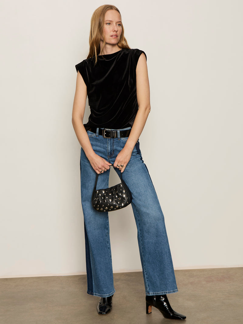 Pleated Sleeveless Top Black alt 4