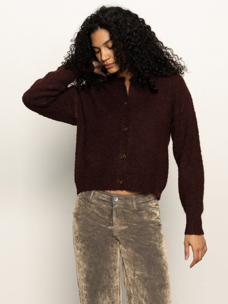 Boucle Cardi Dark Crimson alt 2