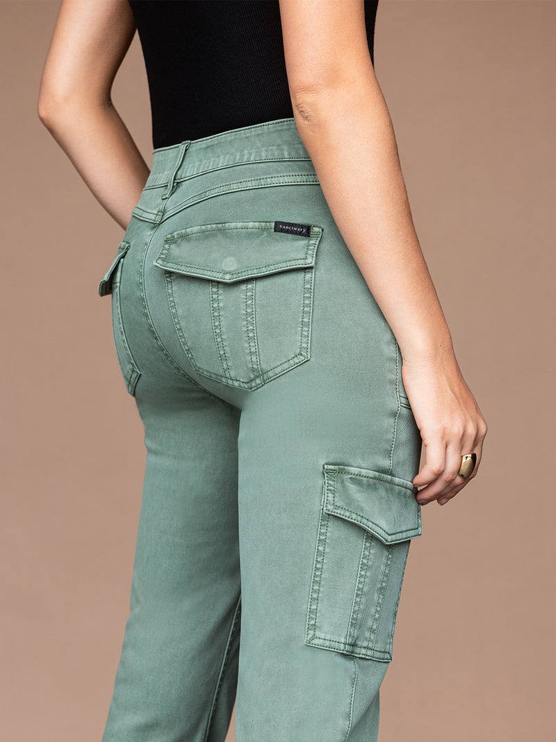 Sculpted Hayden Cargo Standard Rise Pant Dark Spruce alt 4
