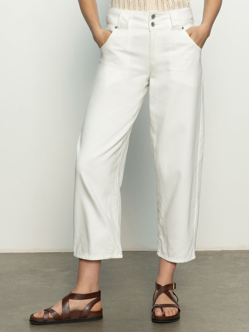 Side Car Semi High Rise Barrel Jeans Bleached White