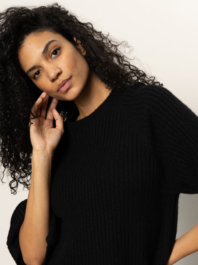 Ribbed Sweater Tee Black